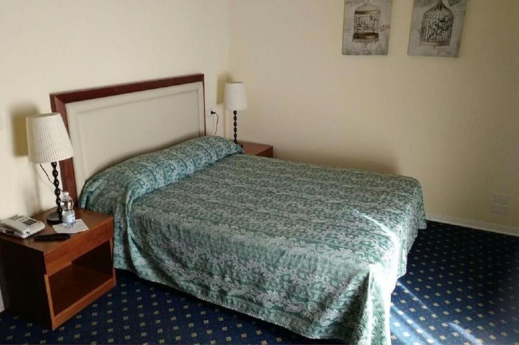 סלסומאג'יורה טרמה Grand Hotel Regina Salsomaggiore מראה חיצוני תמונה
