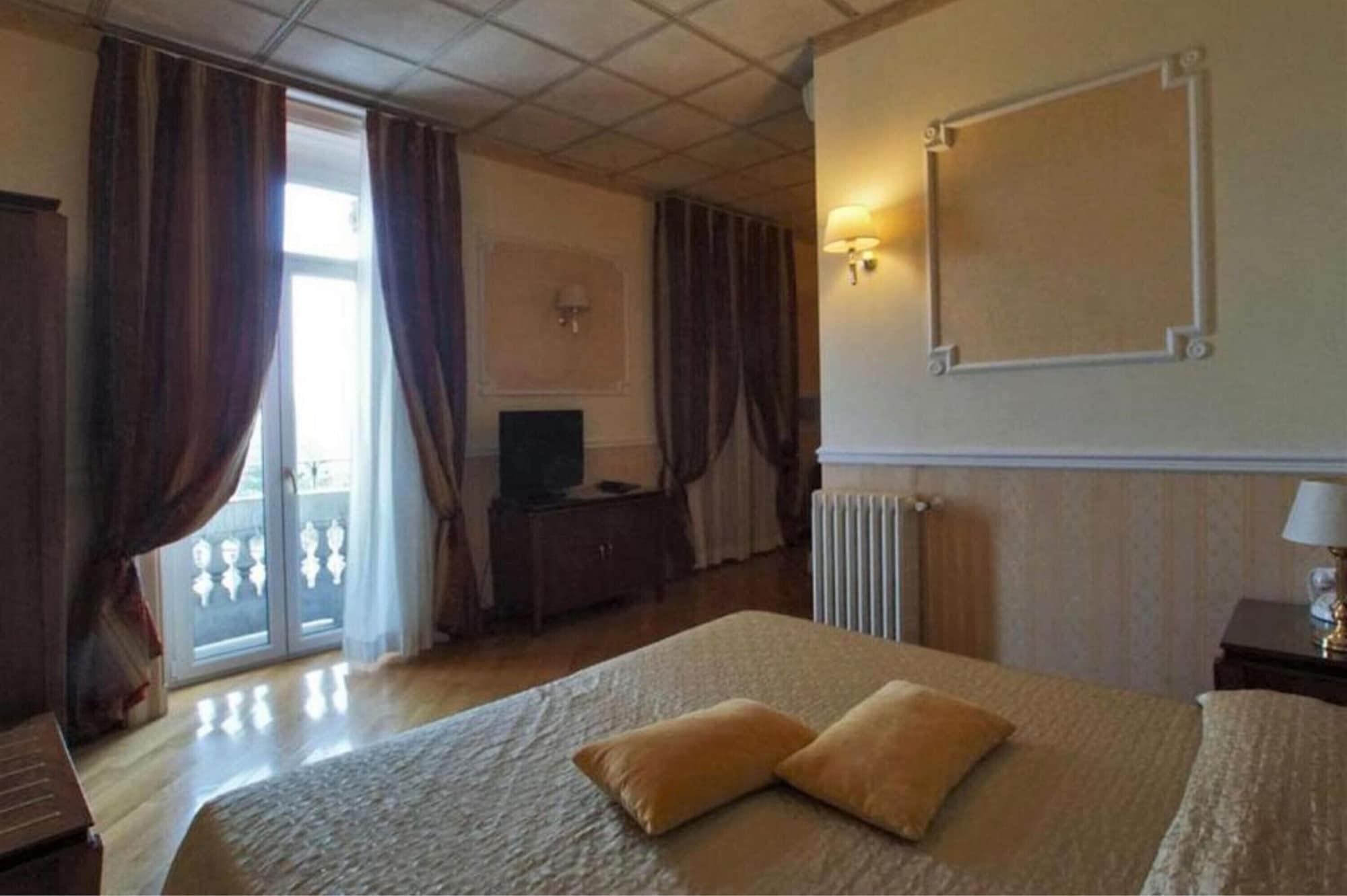 סלסומאג'יורה טרמה Grand Hotel Regina Salsomaggiore מראה חיצוני תמונה